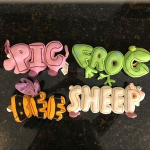 Set of 4 Word World Magnetic Animals